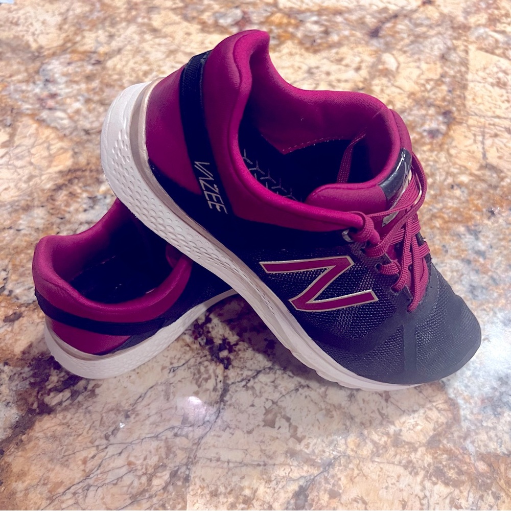New Balance Vazee Transform Cross Training Mesh Tennis Shoe Women 7.5 Black Pink